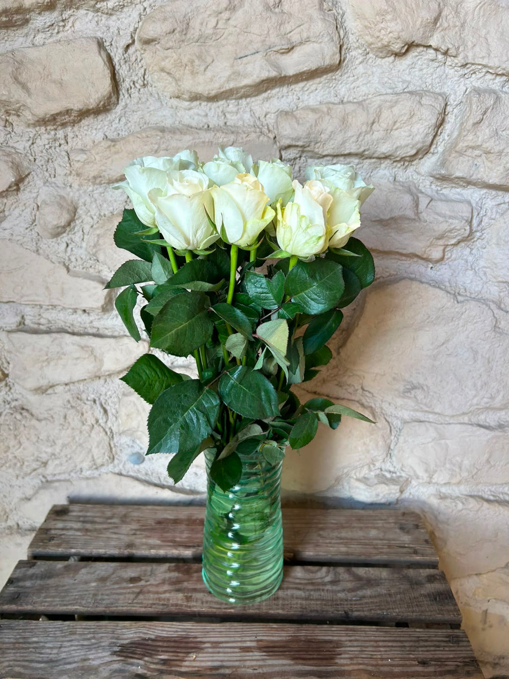 Rose 'Count Down' (Reinweiß) – Der makellose Traum in purem Weiß für edle DIY-Hochzeitsklassiker (10er-Bund / 50 cm)